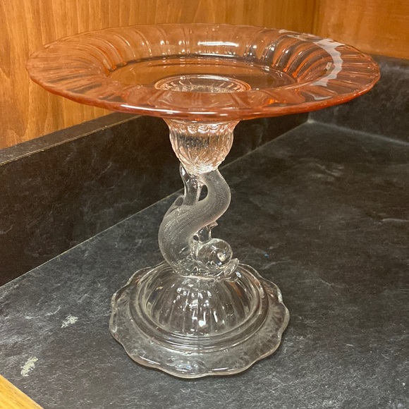 Heisey Glass CO • Petticoat Dolphin Compote with 7” Flamingo Plate